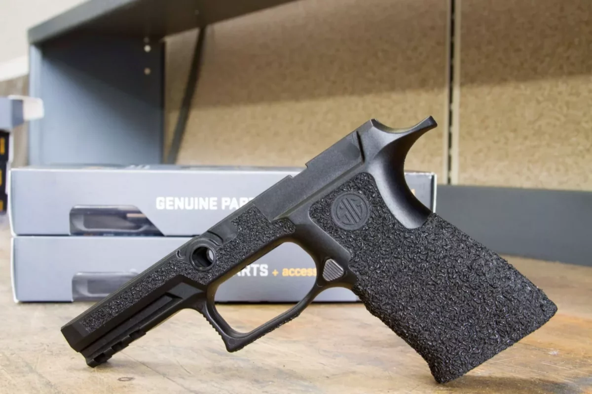 PRE-STIPPLED SIG P320 X-CARRY, M, GRIP MODULE - Image 4