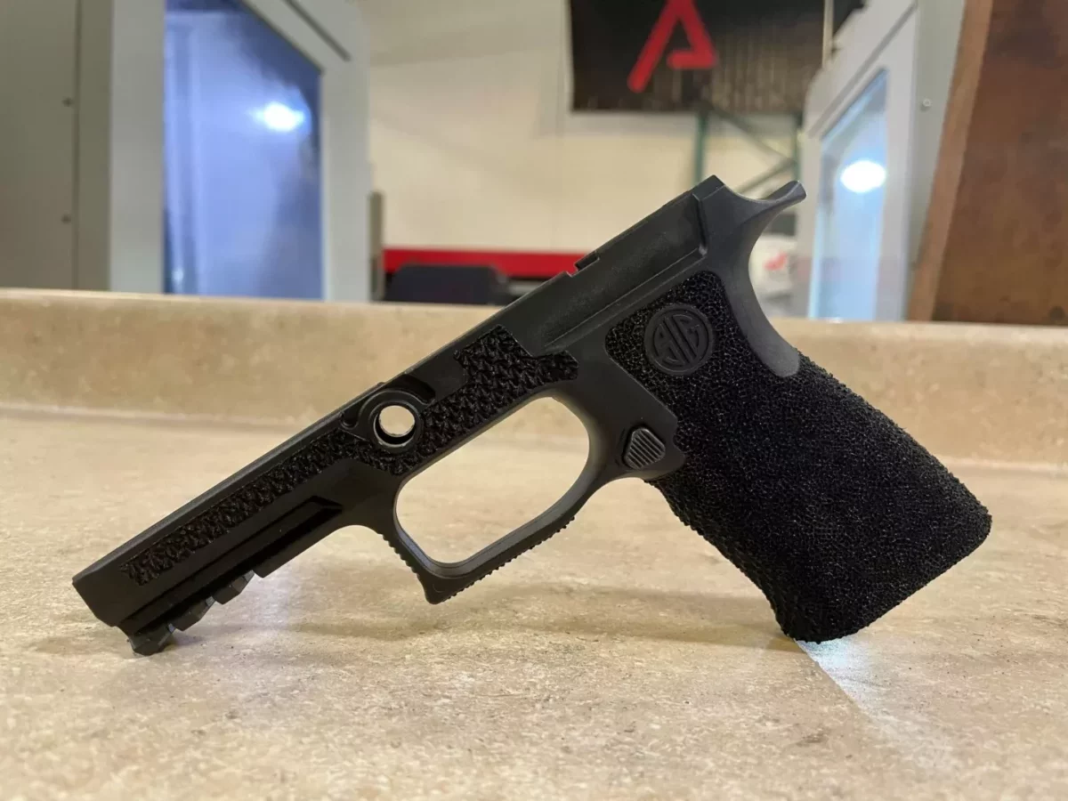 PRE-STIPPLED SIG P320 X-CARRY, M, GRIP MODULE - Image 7