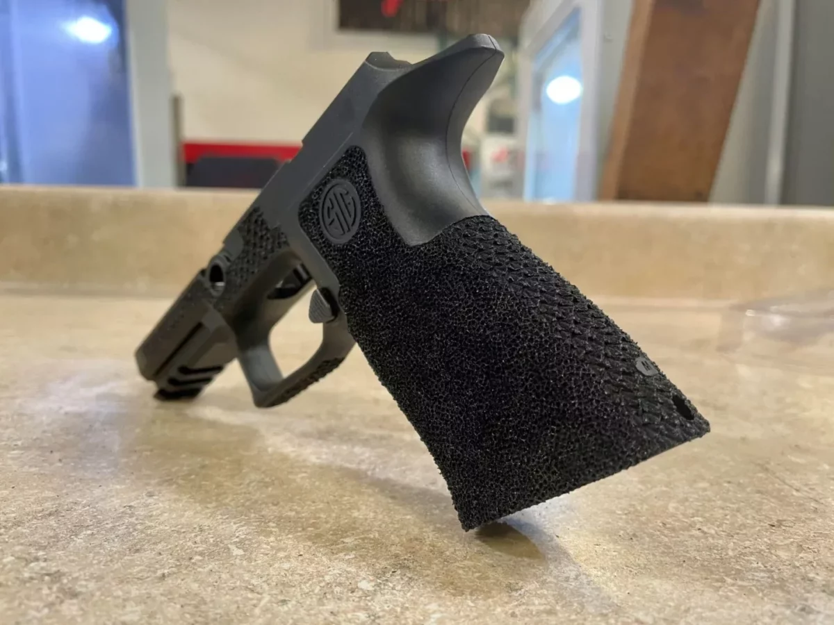 PRE-STIPPLED SIG P320 X-CARRY, M, GRIP MODULE - Image 8