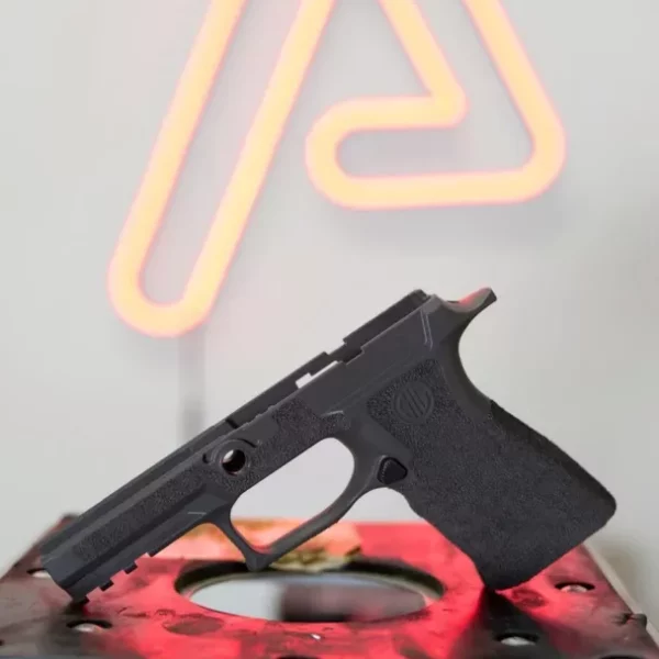 PRE-STIPPLED SIG P320 X-CARRY LEGION, M, GRIP MODULE LEGION GRAY